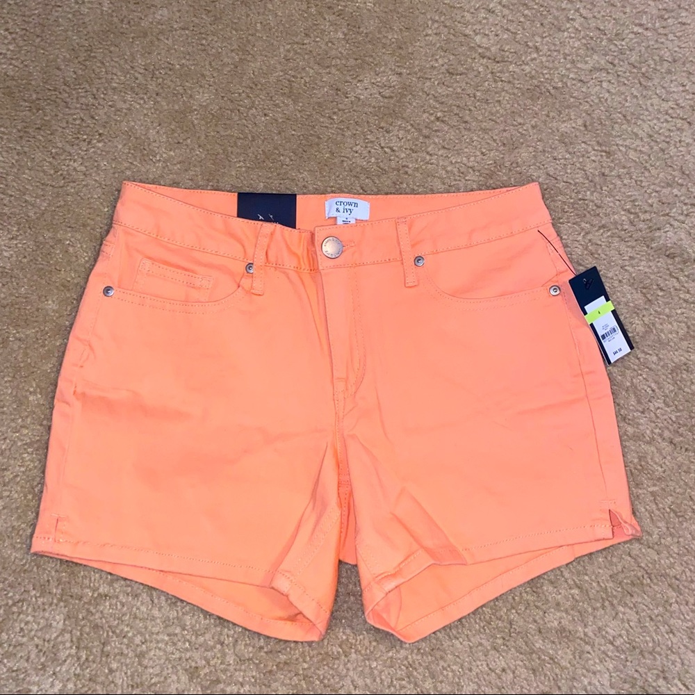 🧡♦️NWT Crown & Ivy Shorts🧡